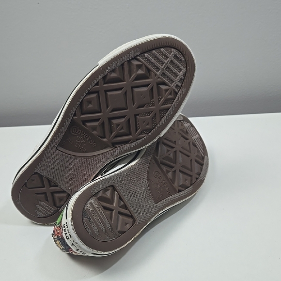 Converse Multicolor Graphic Athletic Shoes - Picture 6 of 7